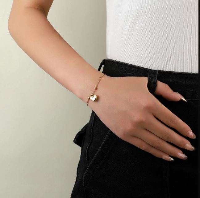 Dainty Gold Heart Charm Slider Bracelet