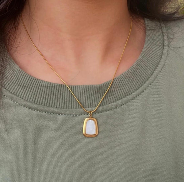 Serene Necklace - Crazy Women