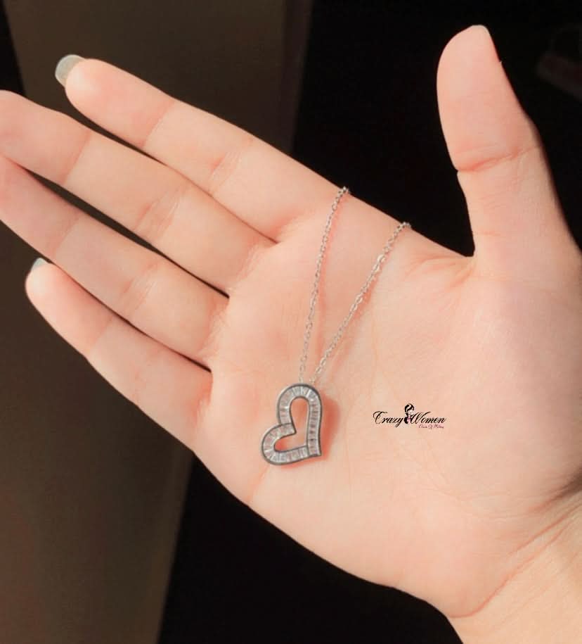 Silver Heart Design with Stones Necklace – Elegant & Sparkling Jewelry - Crazy Women
