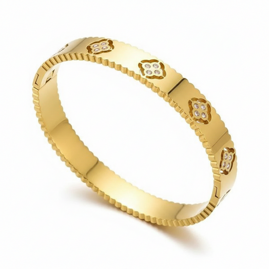 Luxury Gold Scalloped Bangle