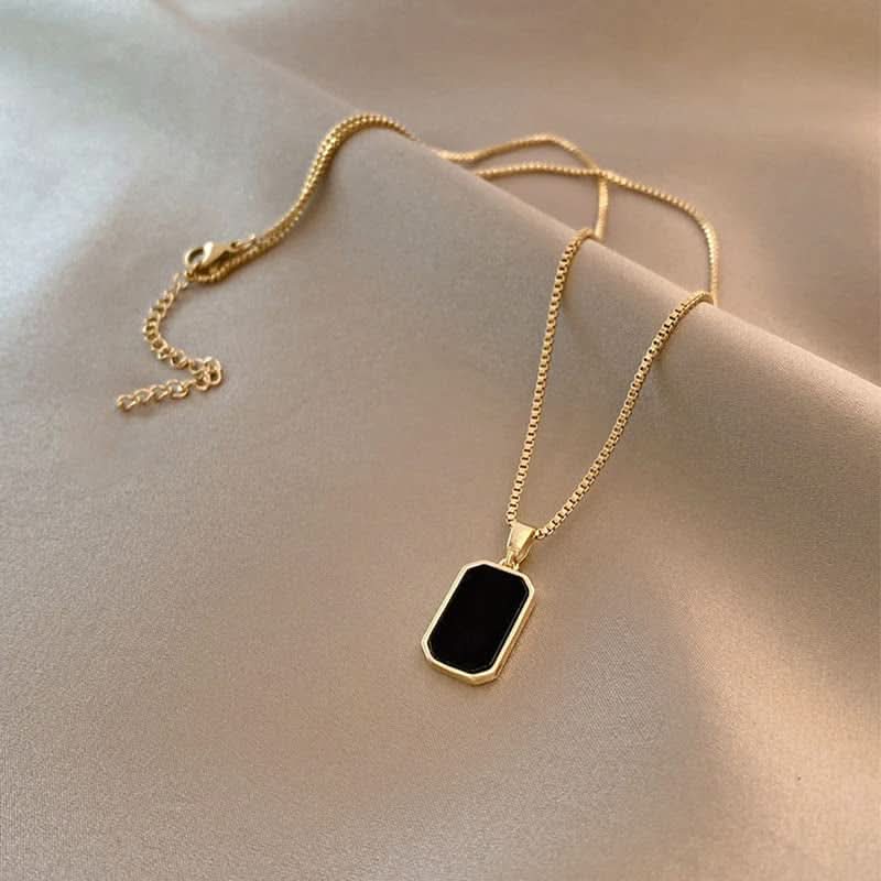 Black Chip Necklace – Stylish Necklaces for Women & Girls - Crazy Women