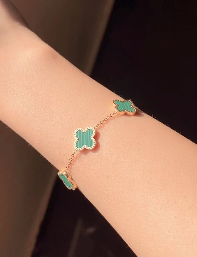 Green Van Cleef Gold Bracelet – Elegant & Luxurious Bracelet for Women - Crazy Women