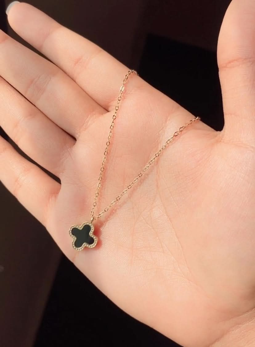 VanCleef 2-Sided Black & White Necklace – Luxury Necklaces for Women - Crazy Women