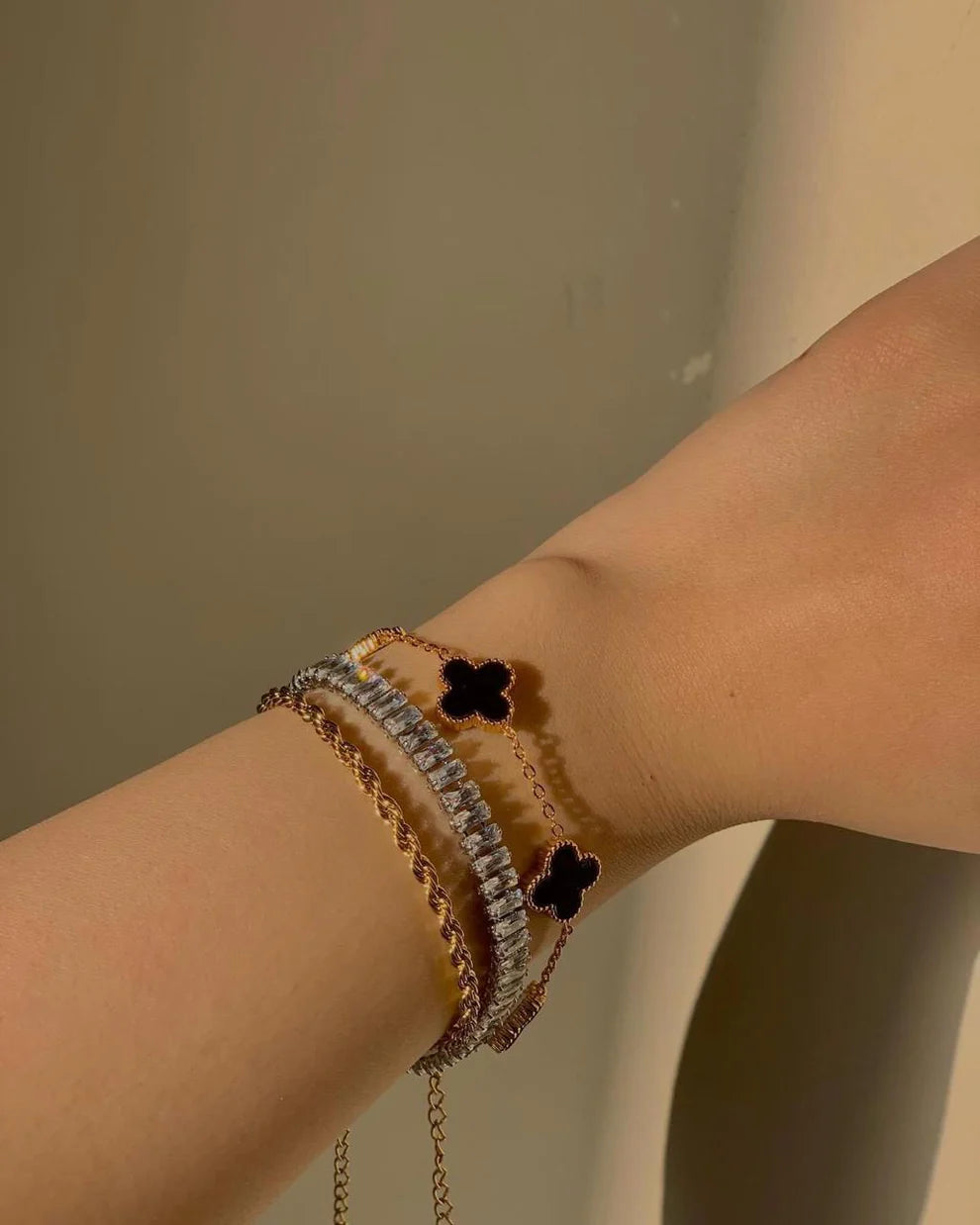 Milas Twisted Black Clover bracelet With Tennis Bracelet - Crazy Women