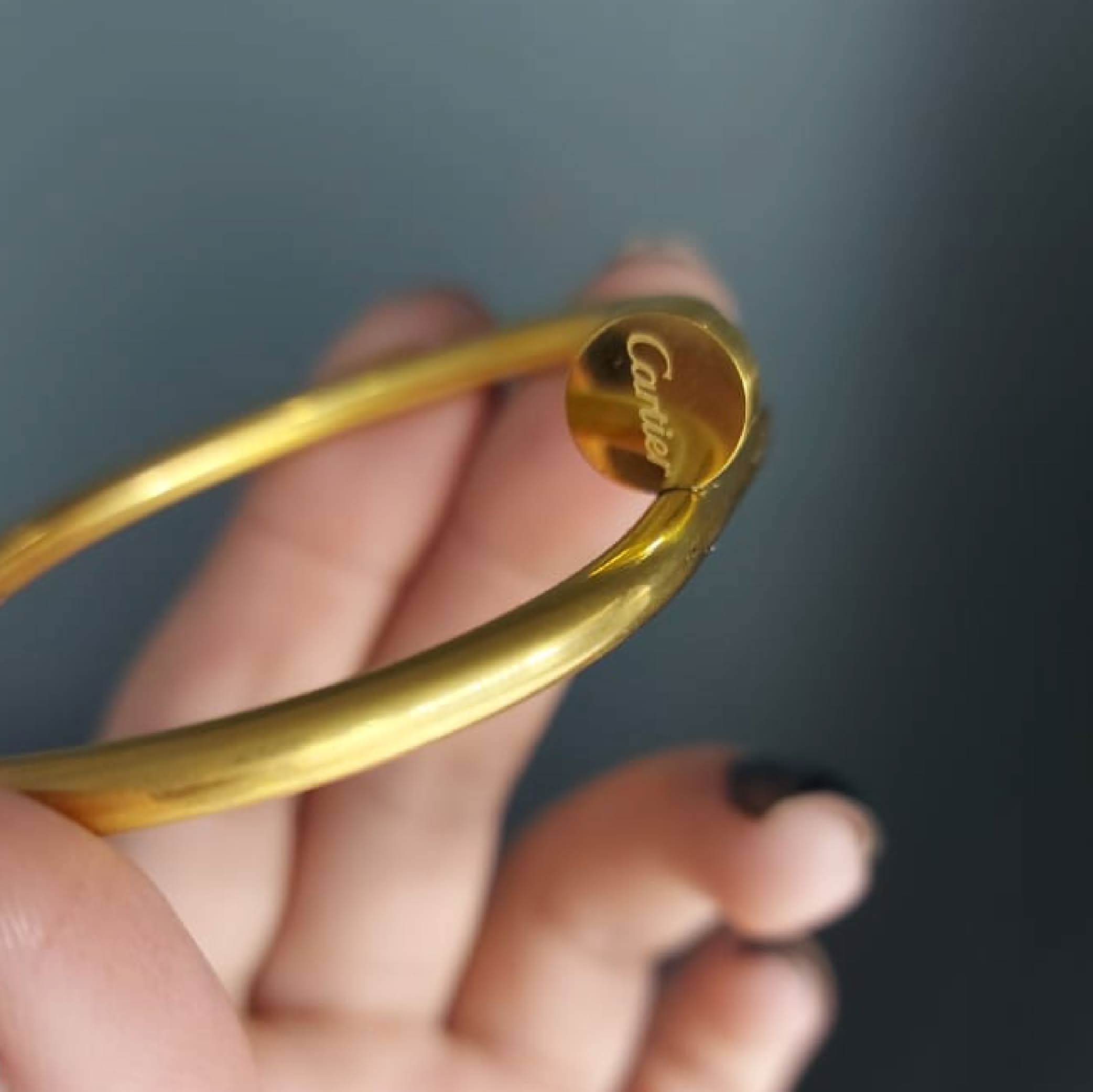 Gold Bangle | Jewelry Store | Jewelry Shop